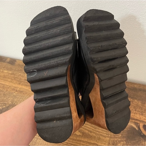 Bongo Vintage Women’s Black Leather Cut Out Wooden Heeled Wedge Shoe Size 6 - Picture 11 of 11